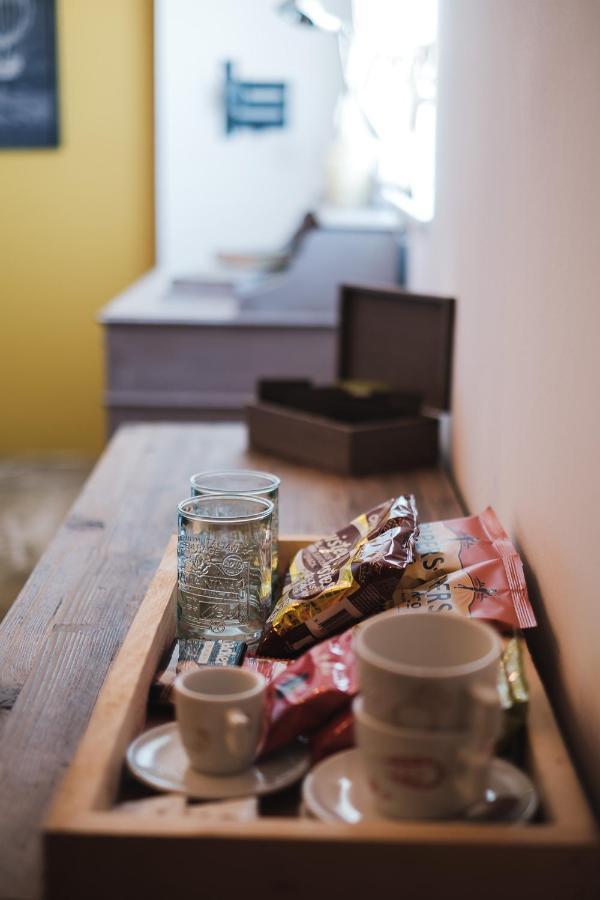 Talbot And Bons Deluxe Studio Flat Gudja 外观 照片