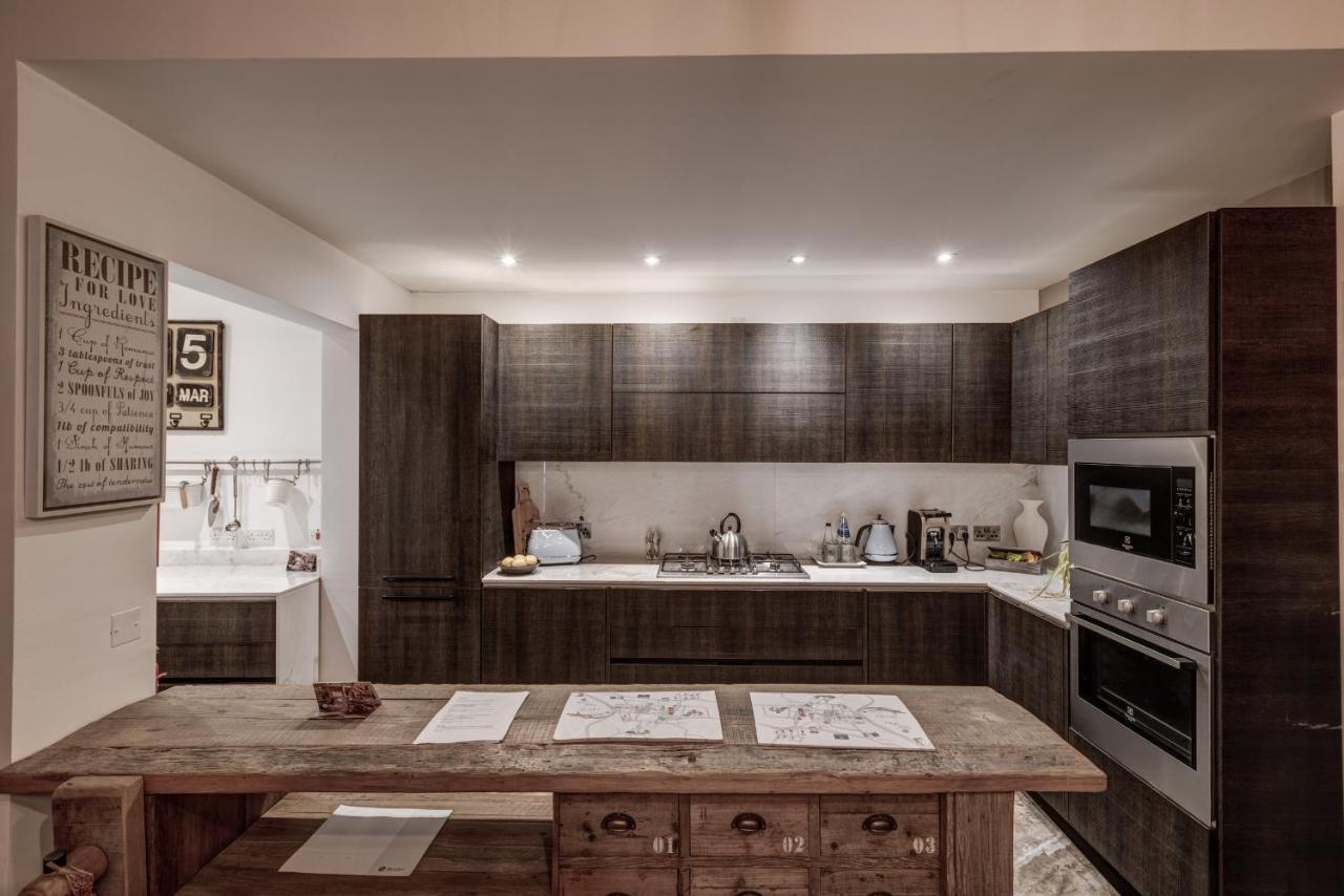 Talbot And Bons Deluxe Studio Flat Gudja 外观 照片